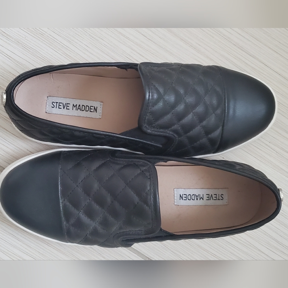 STEVE MADDEN Women’s Zaander Black Leather Slip-On Shoe Size 8